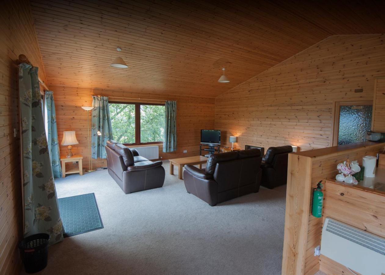 Achmony Holidays Villa Drumnadrochit Exteriör bild