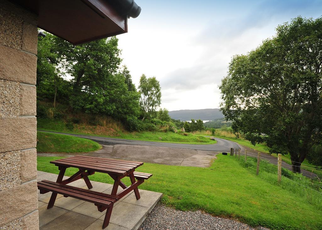 Achmony Holidays Villa Drumnadrochit Exteriör bild